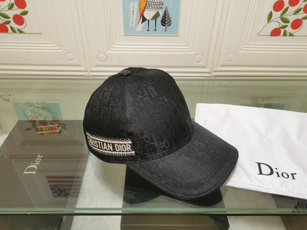 ブランド帽子背面デザイン